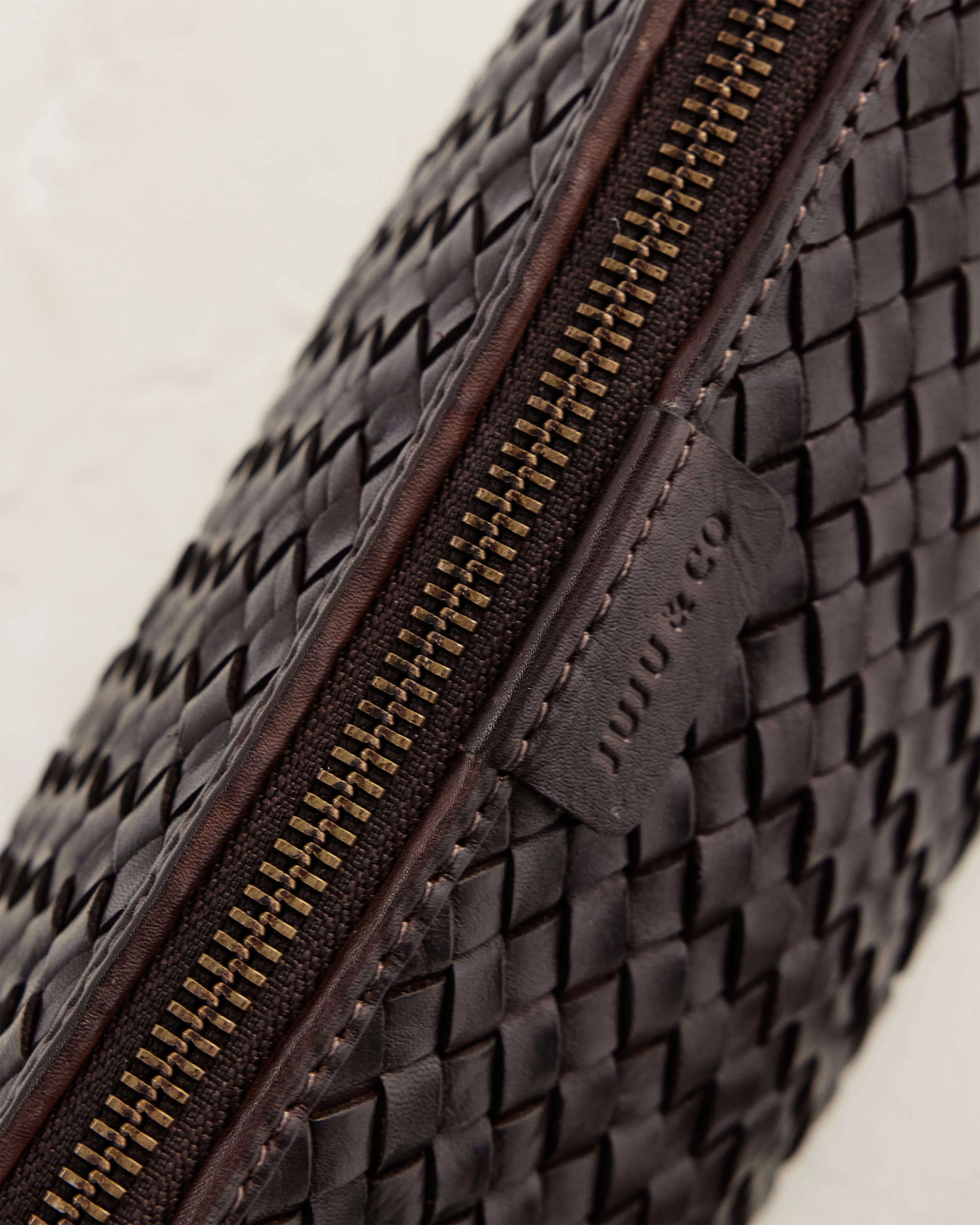 Basque Pouch | Chocolate
