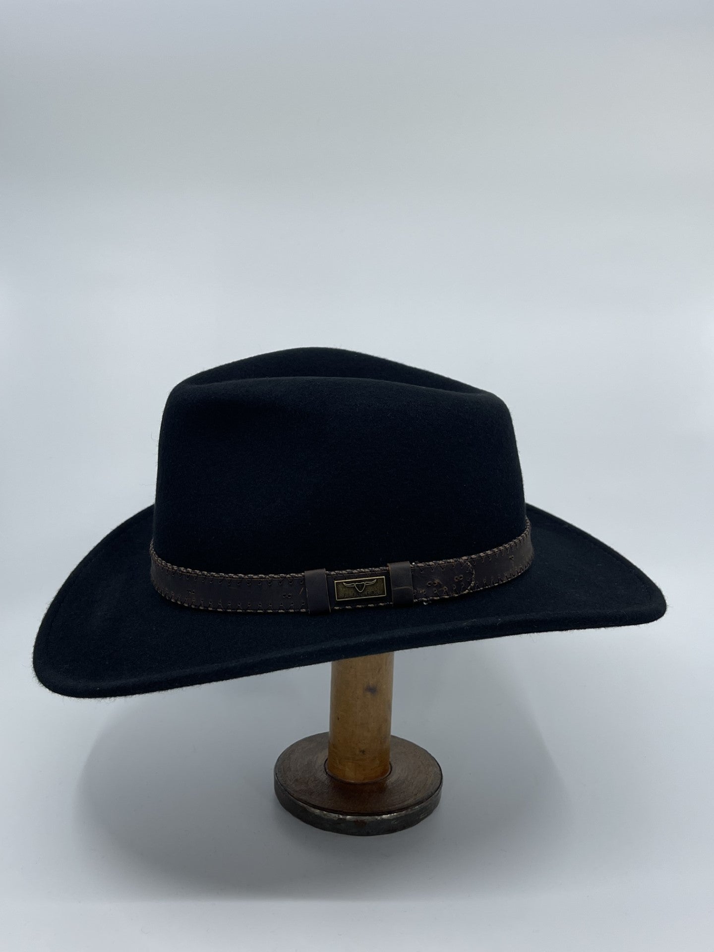 Buck Flinders Wool Felt Outback Hat | Black - Avenel of Melbourne - Beechworth Emporium