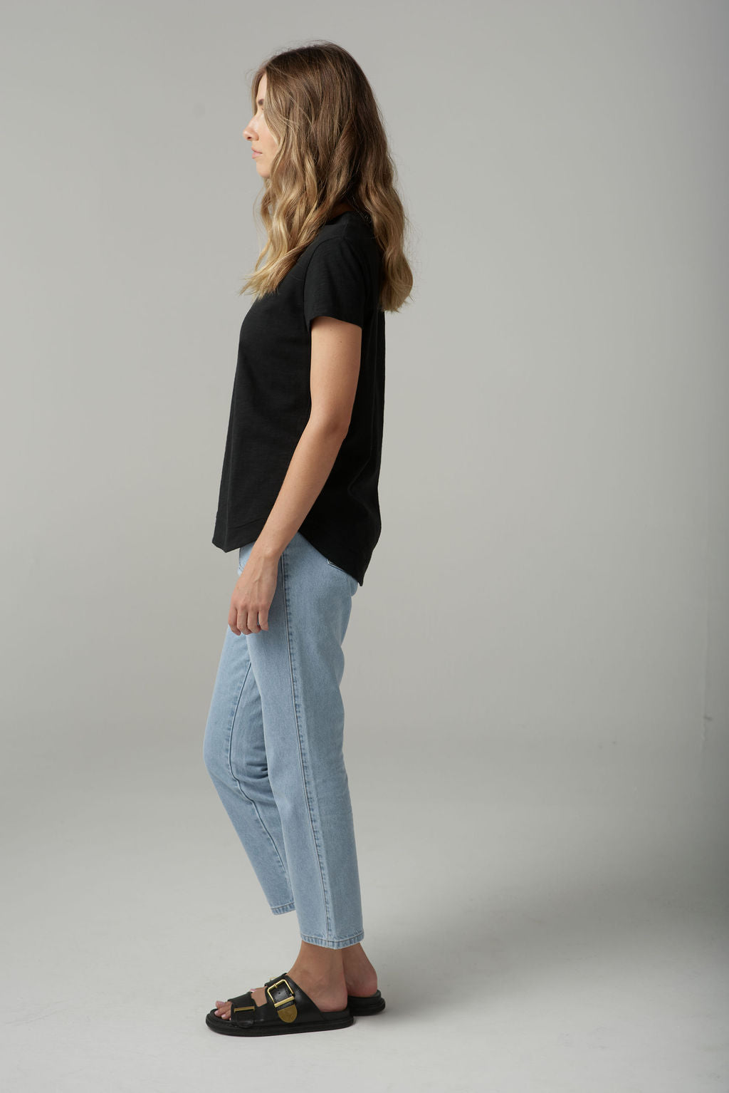 Shaped Hem Tee | Black