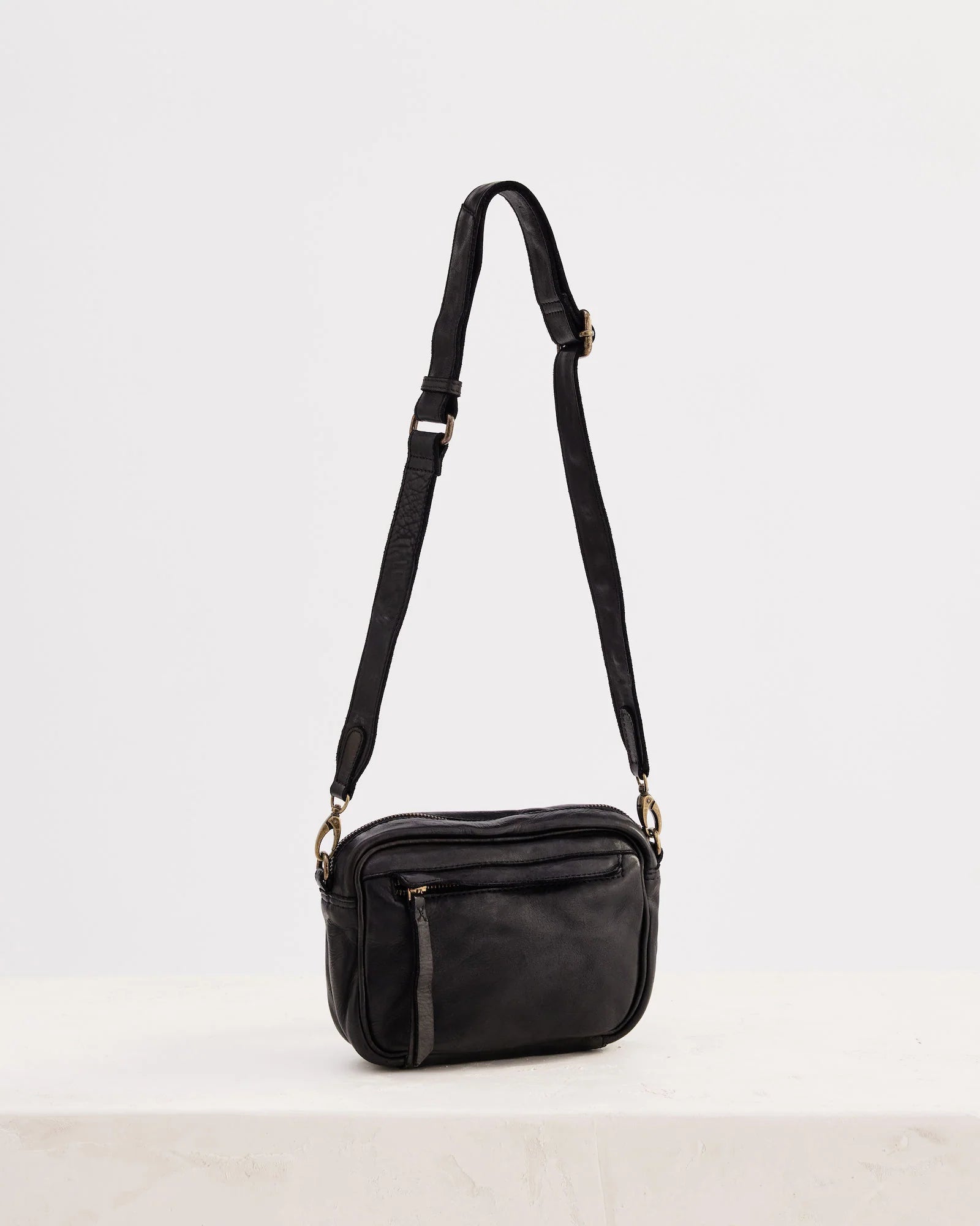 Camera Crossbody | Black -  - Beechworth Emporium