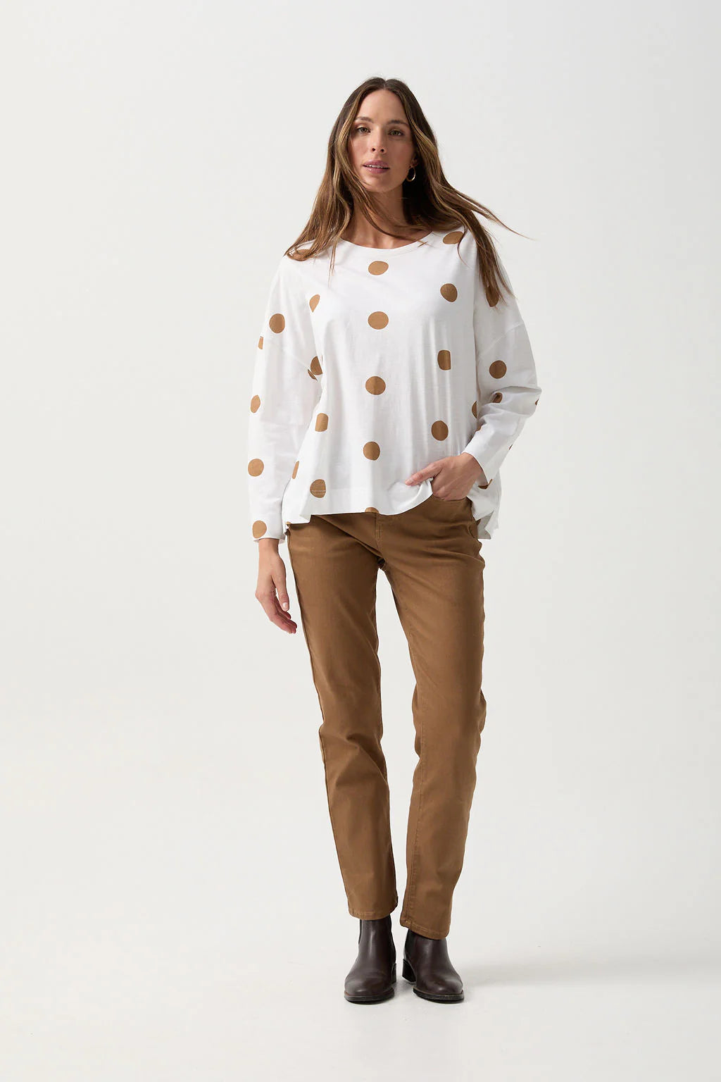 Cotton Boxy Spot Tee | White/Camel -  - Beechworth Emporium