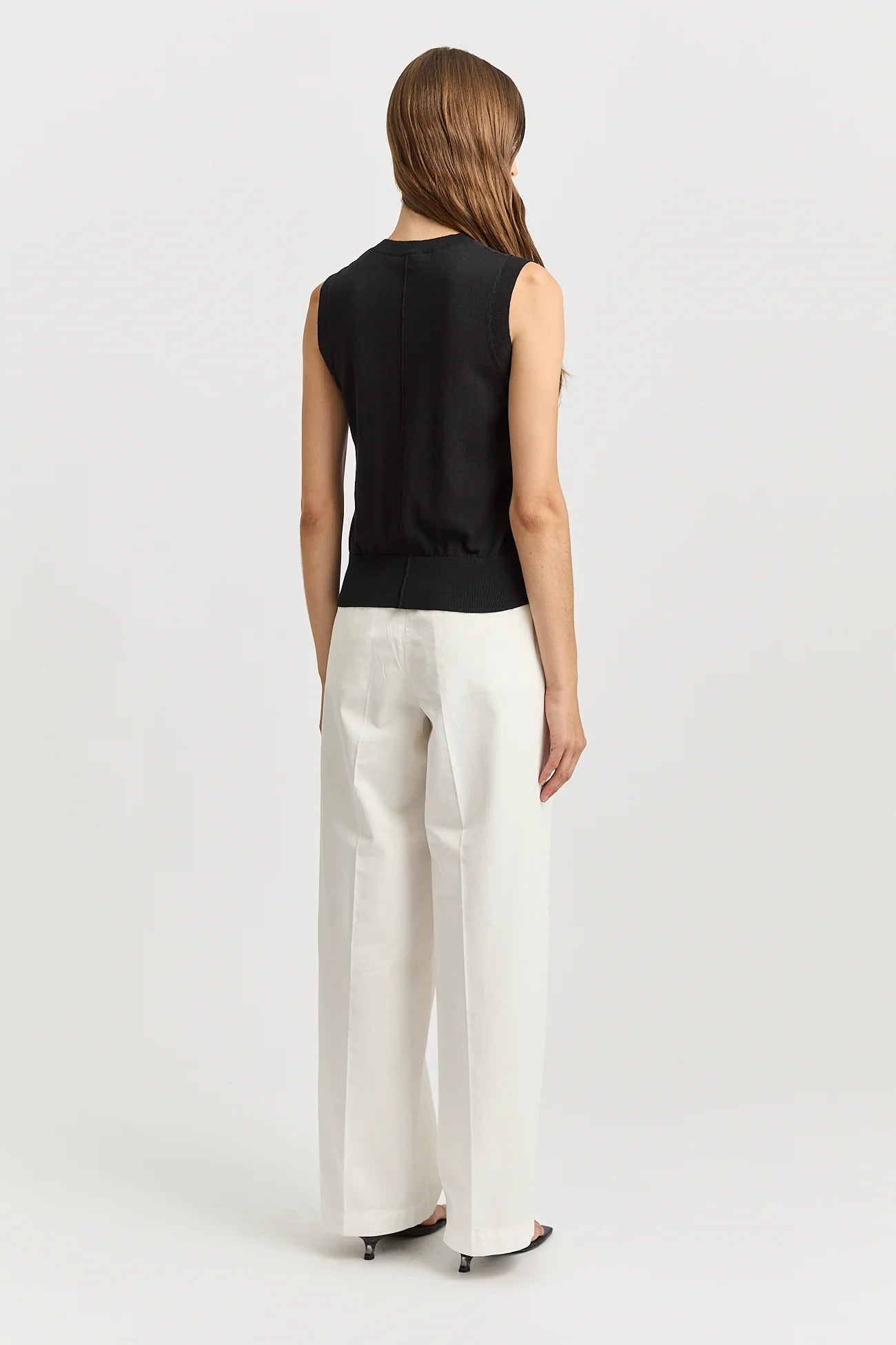 Fine Button Tank | Black