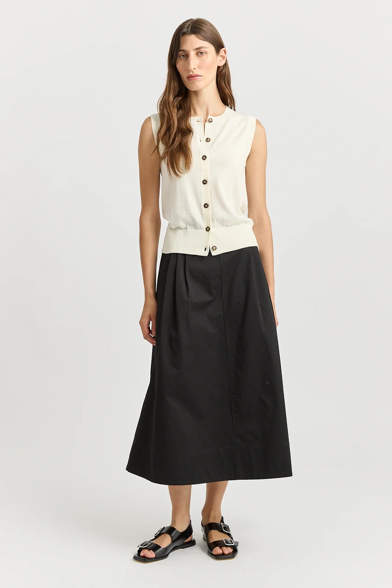 Fine Button Tank | White