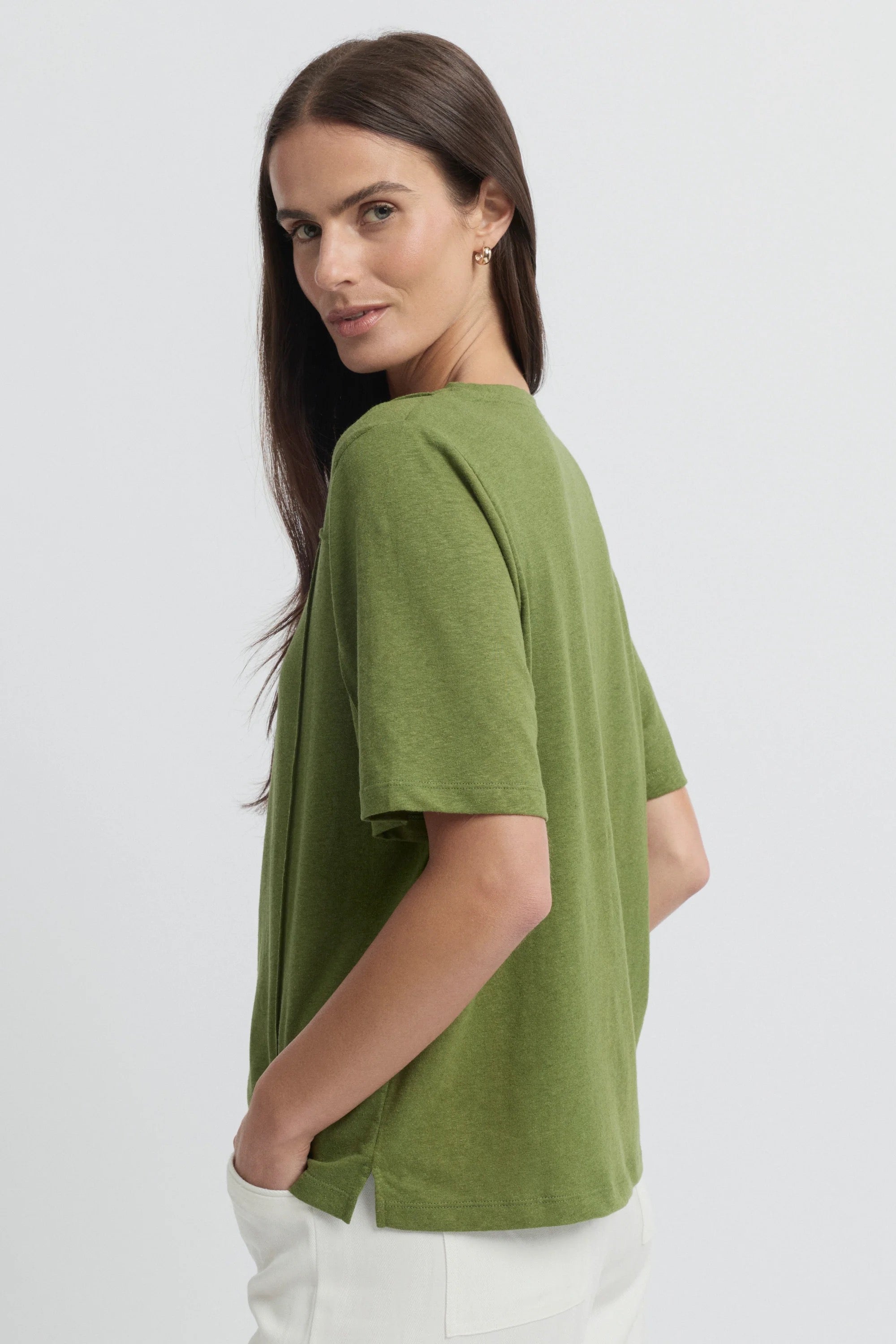 Lily Tee | Lawn