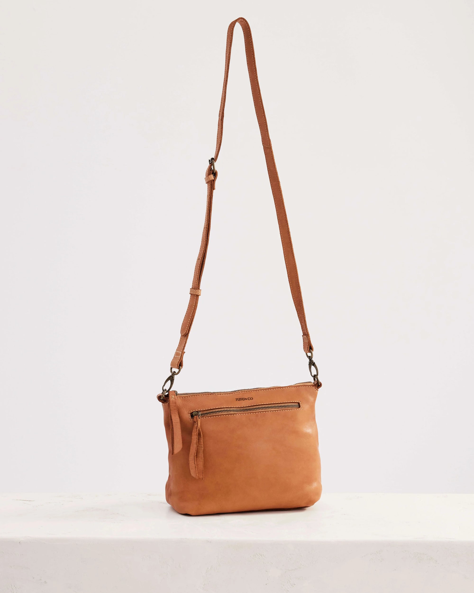 Large Essential Pouch | Tan