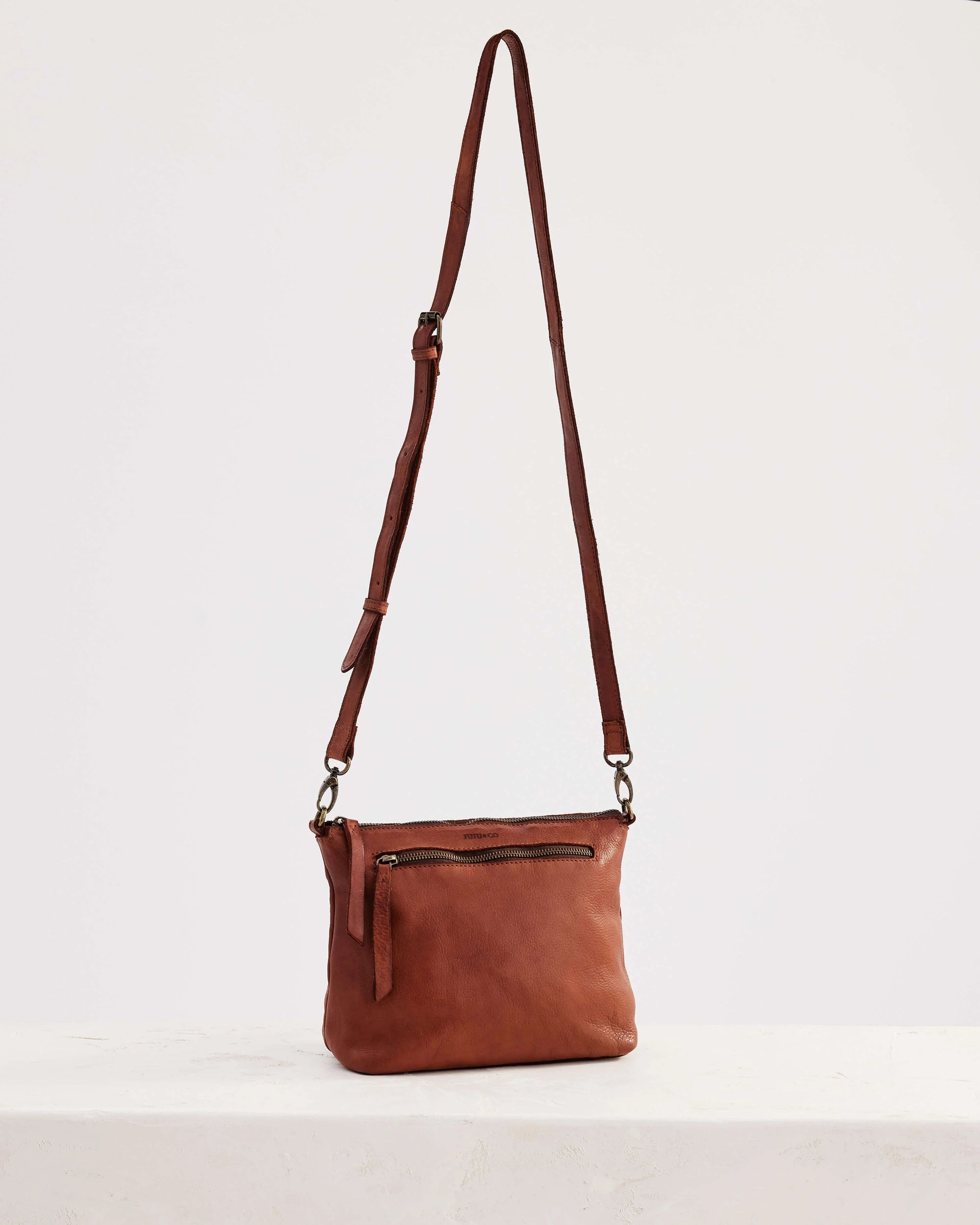 Large Essential Pouch | Cognac