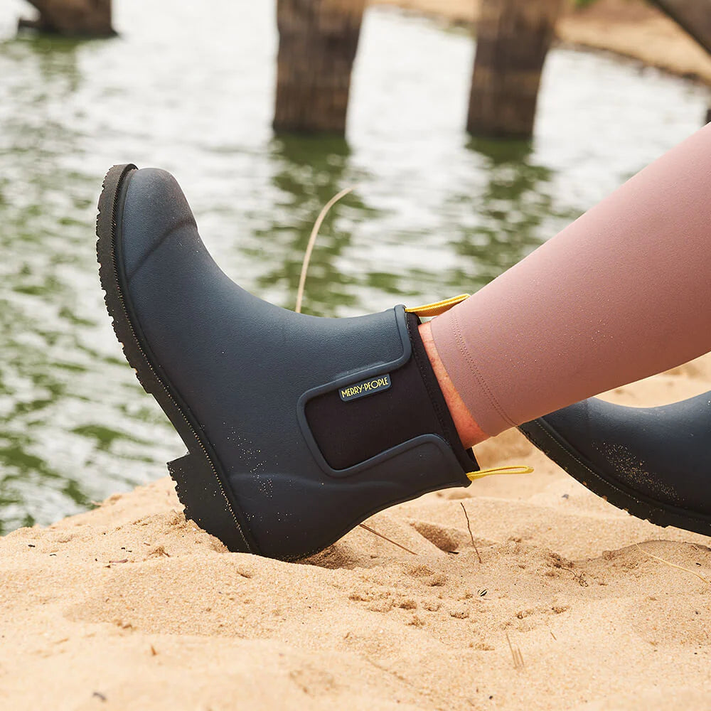 Bobbi Gumboot | Midnight Blue