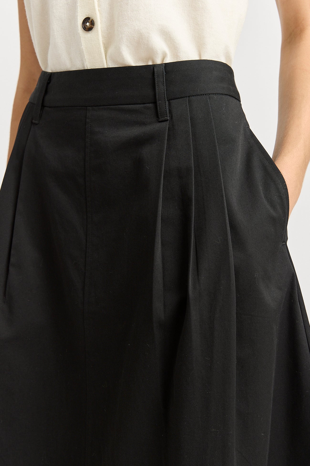 Pleat Detail Midi Skirt