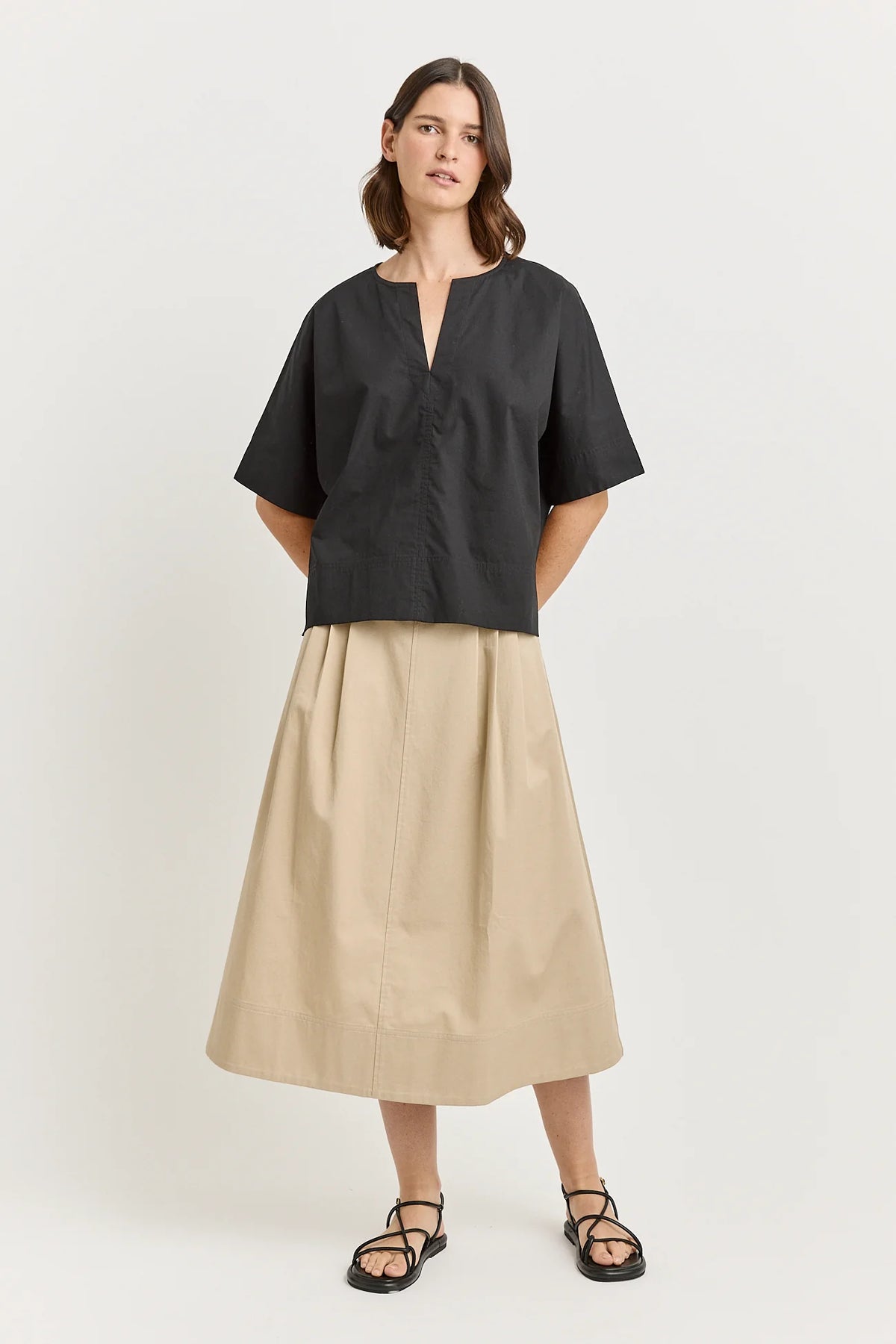 Poplin Split Kneck Top | Black