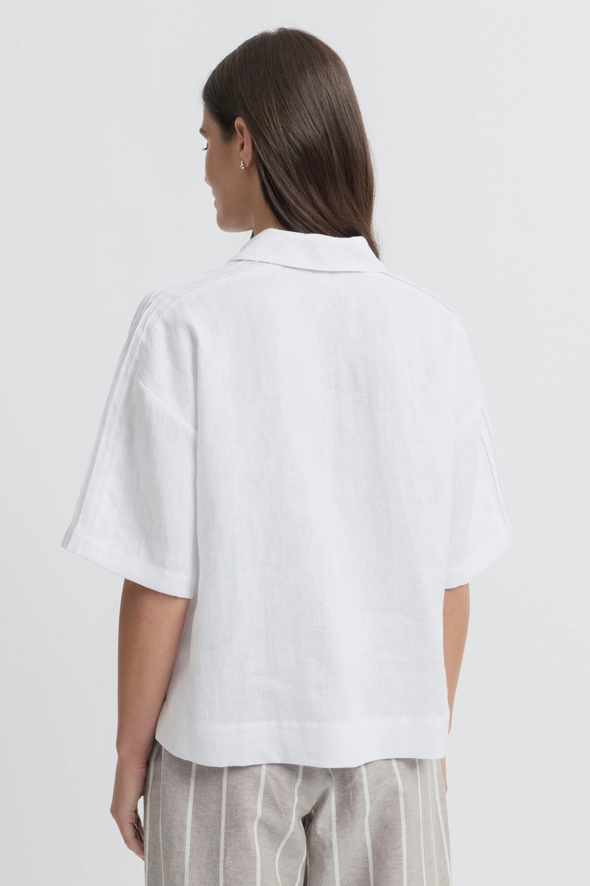 Tirari Short Sleeve Linen Essence Shirt | White