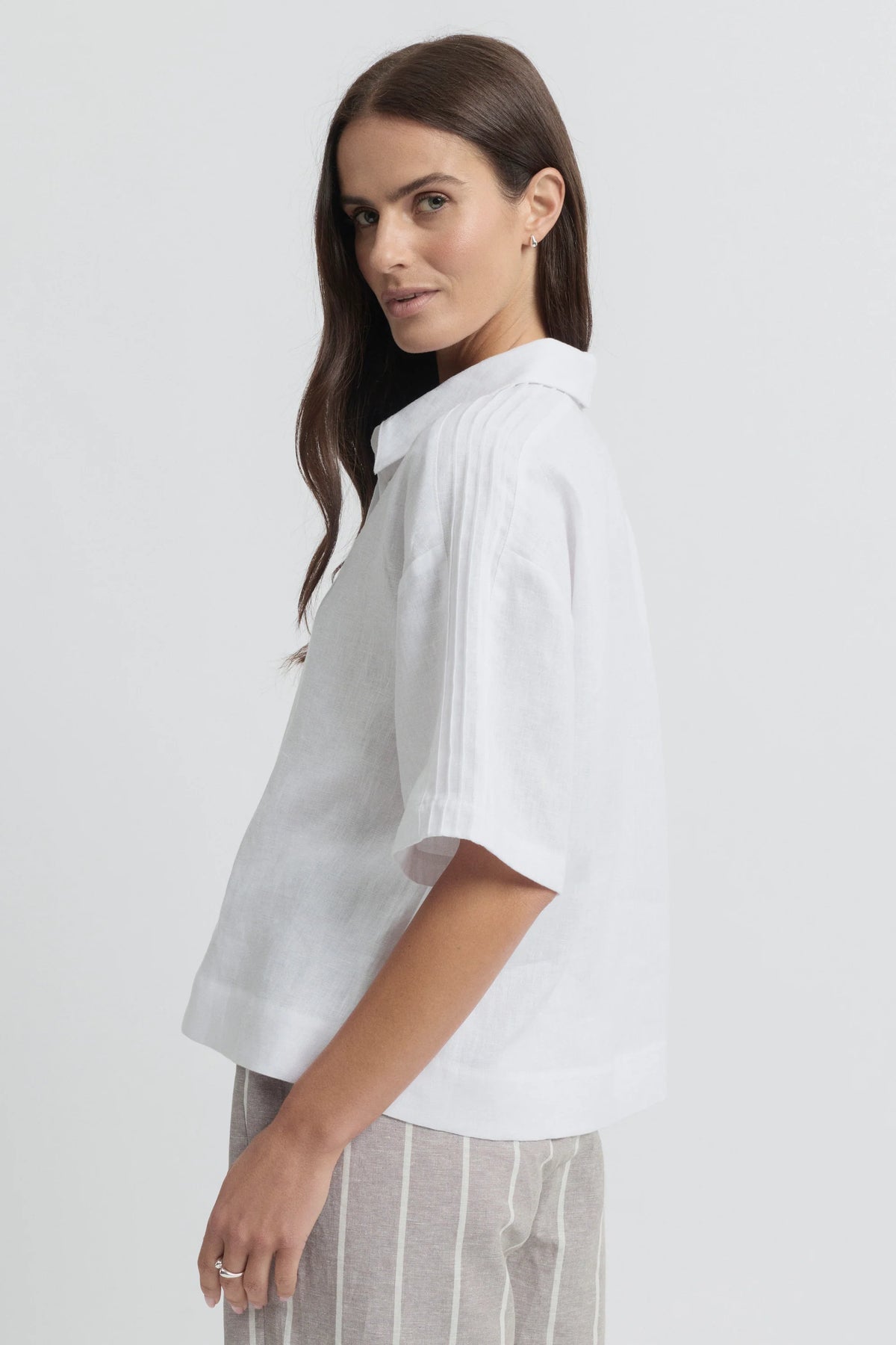 Tirari Short Sleeve Linen Essence Shirt | White