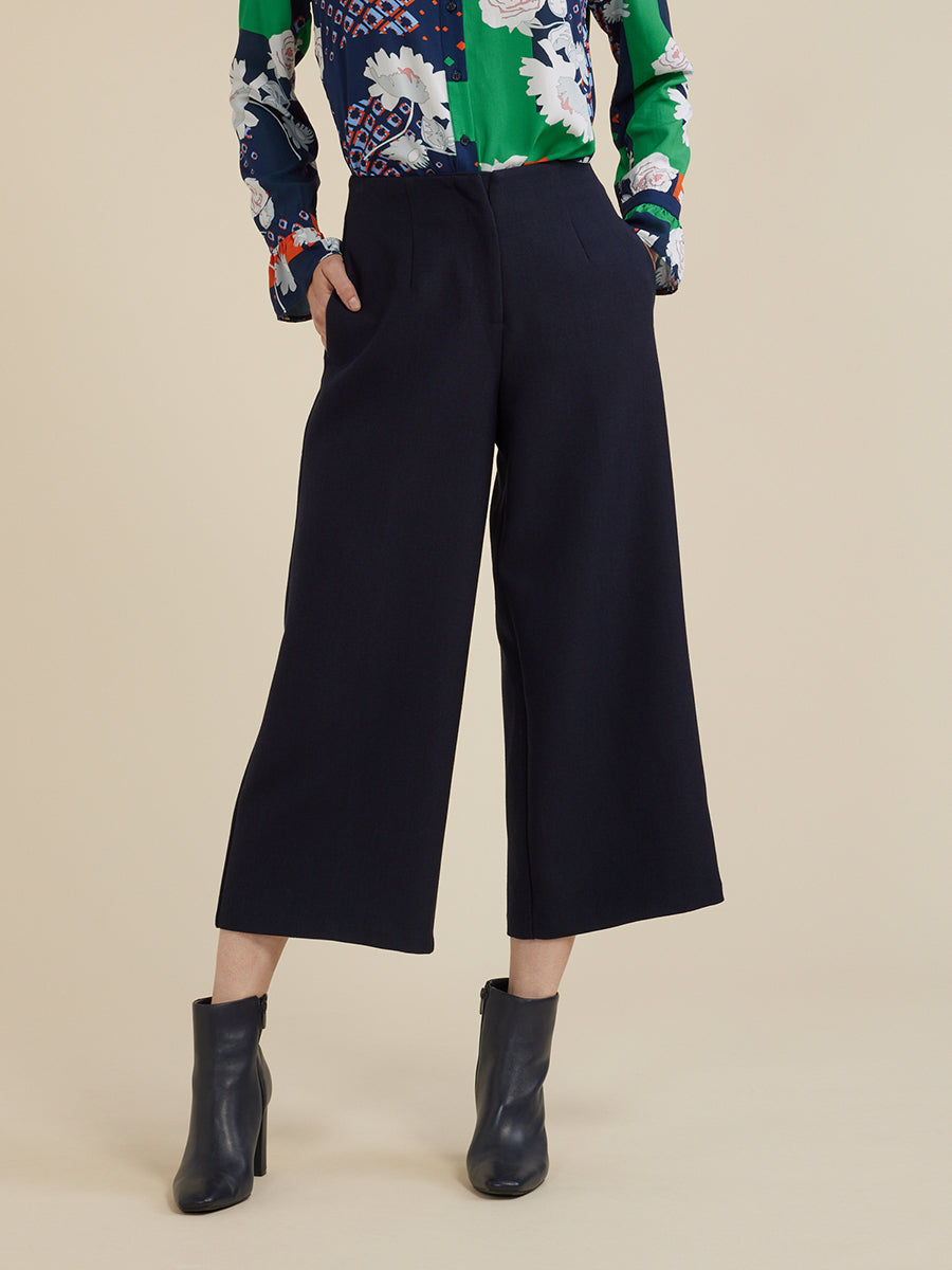 Crop Urban Pant | Navy - Yarra Trail - Beechworth Emporium