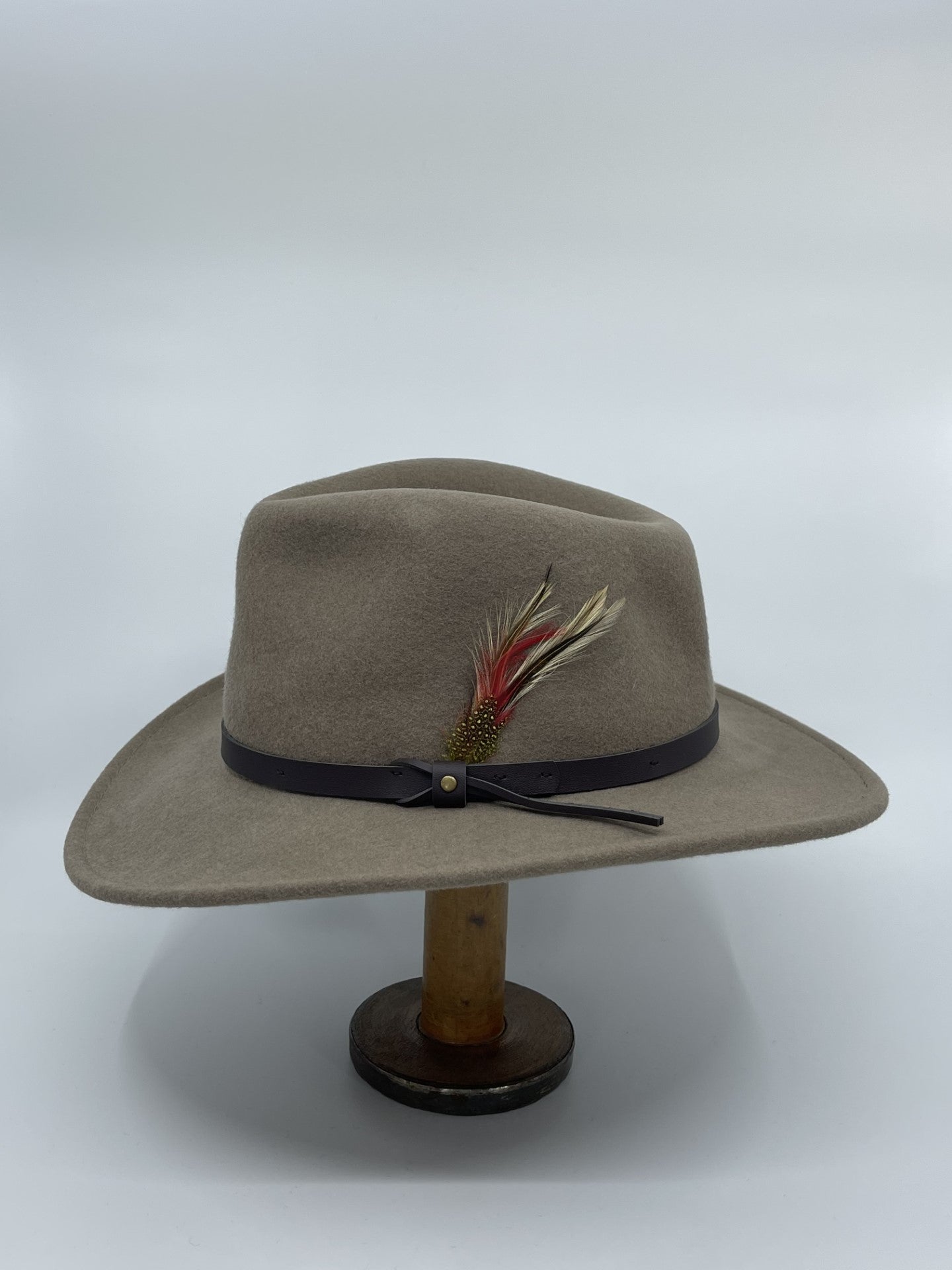 Ziggy Crushable Water Repellent Wool Felt | Putty - - Beechworth Emporium