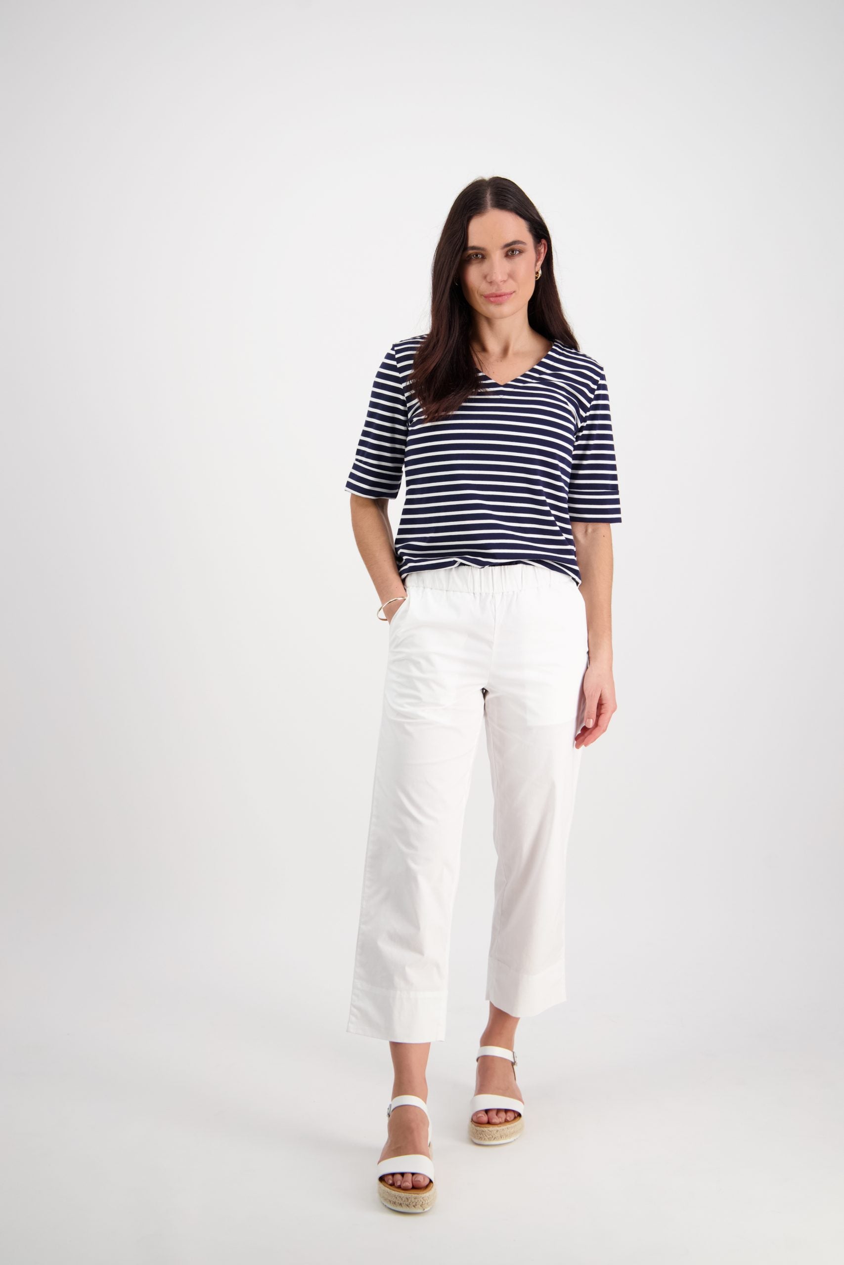 Slim Leg Pull On 7/8 Pant | White - Beechworth Emporium