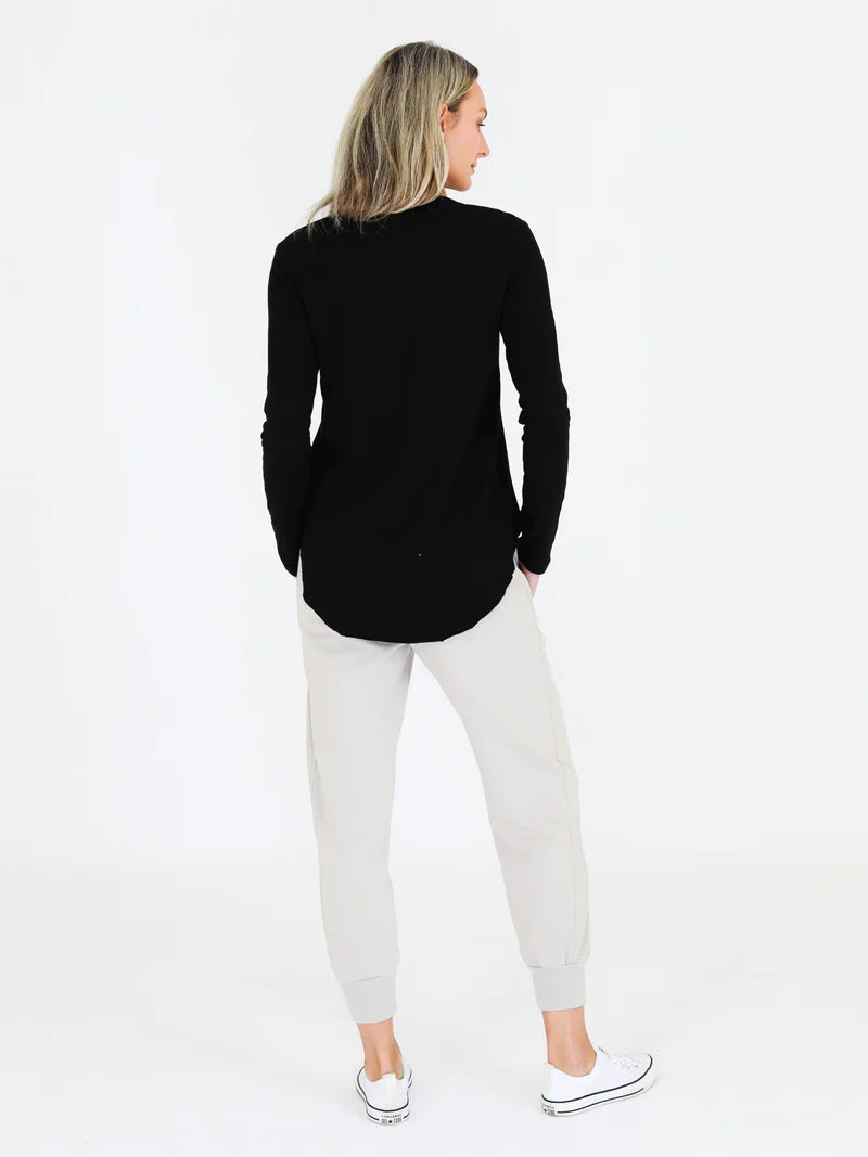 Penola Long Sleeve Essentials T-Shirt | Black