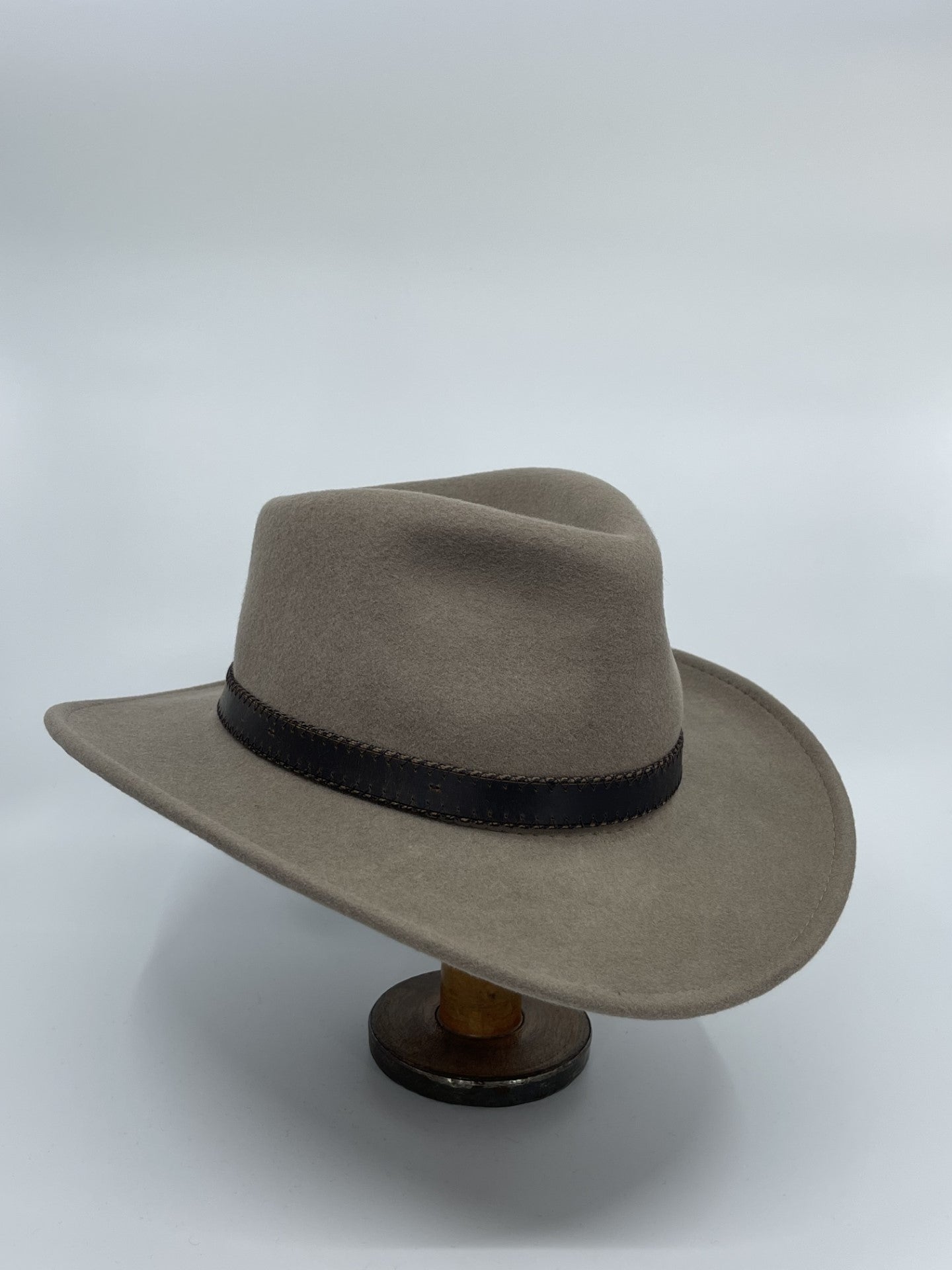 Buck Flinders Wool Felt Outback Hat | Putty - Avenel of Melbourne - Beechworth Emporium