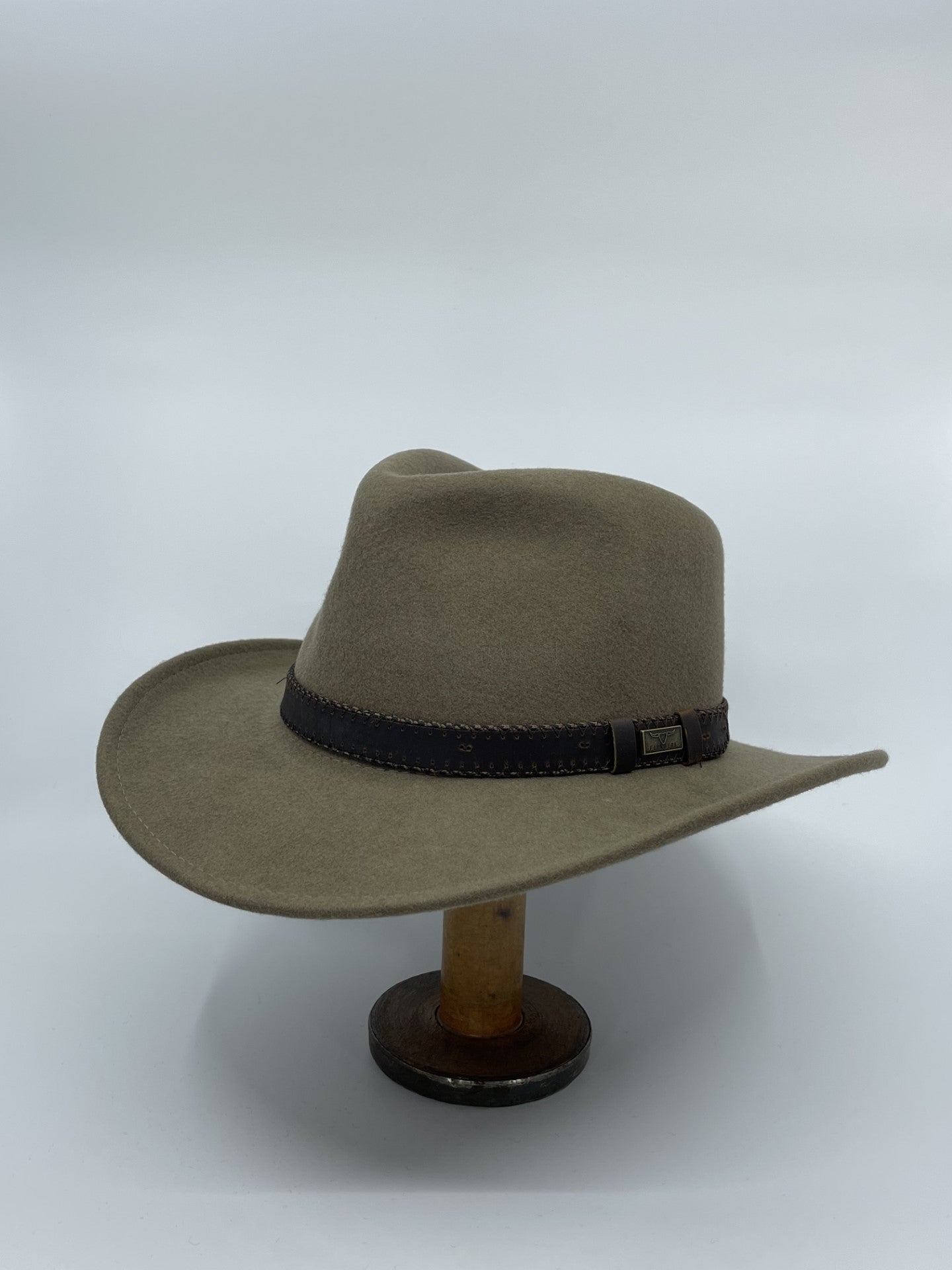 Buck Flinders Wool Felt Outback Hat | Tan - Avenel of Melbourne - Beechworth Emporium