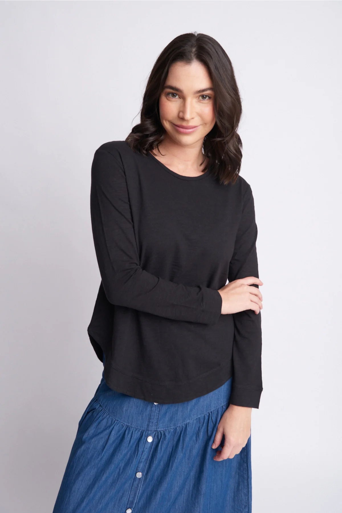 Shaped Hem Cotton Tee | Black - Cloth Paper Scissors - Beechworth Emporium