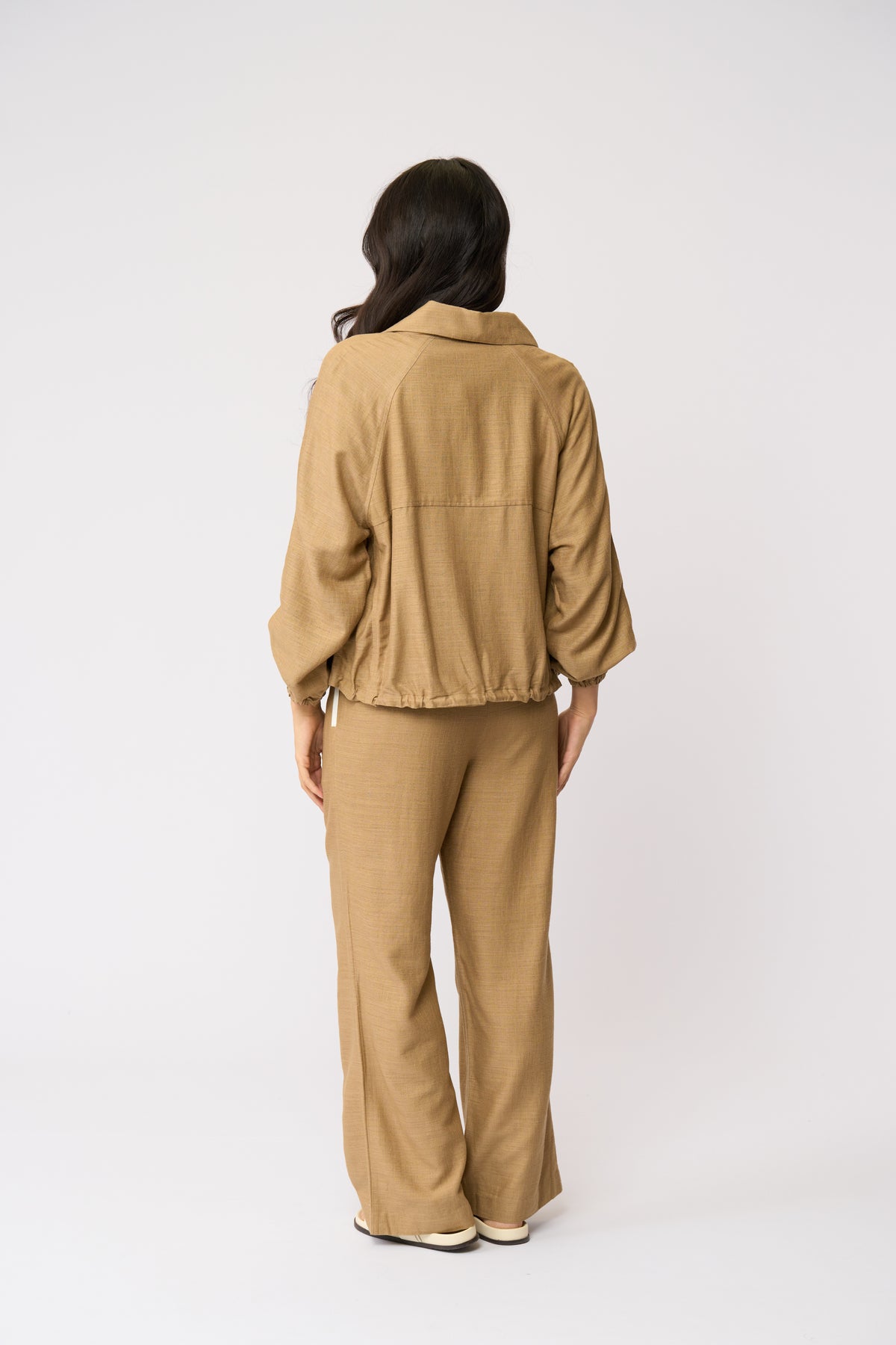 Layover Luxe Jacket | Biscotti