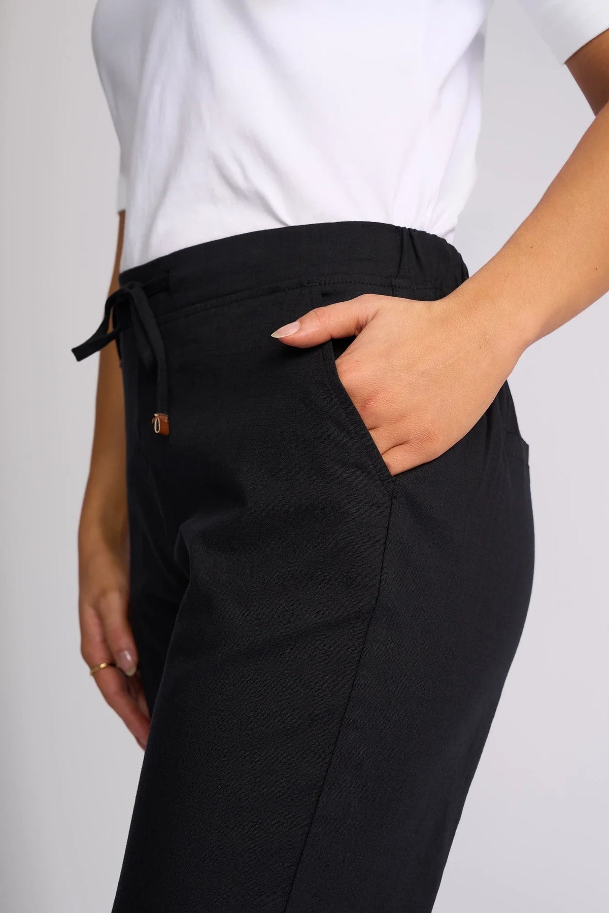 Henley 7/8 Pant | Black