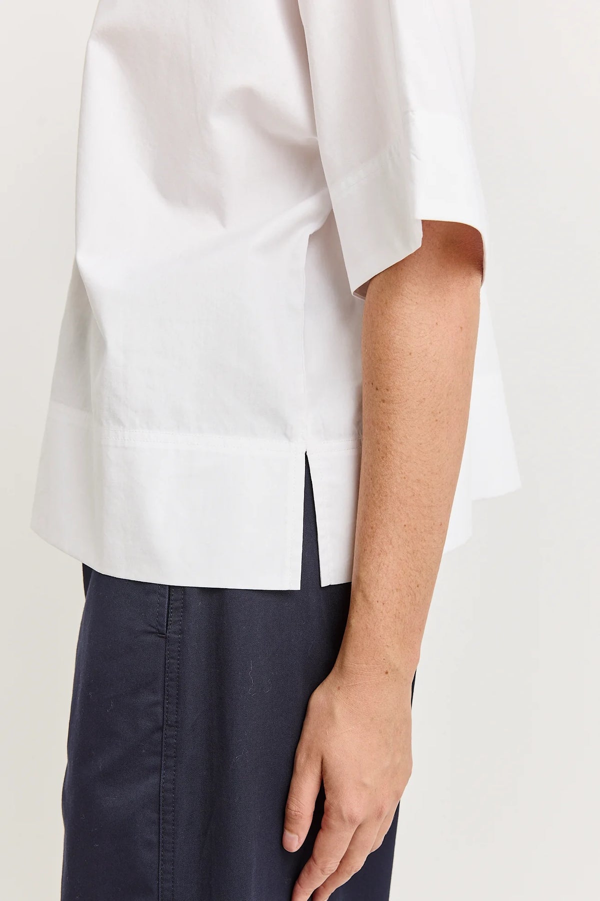 Poplin Split Kneck Top | White