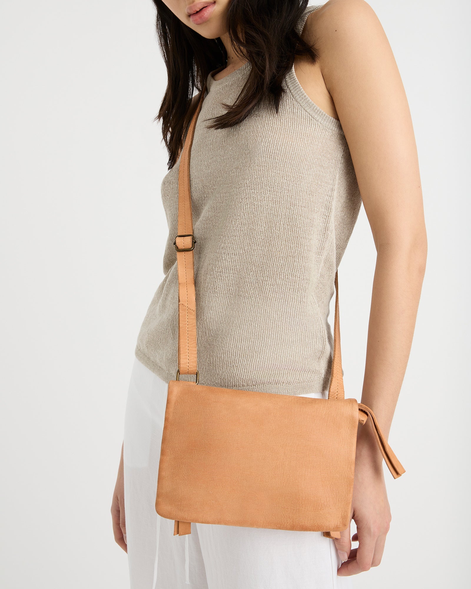 Linea Crossbody Bag | Tan