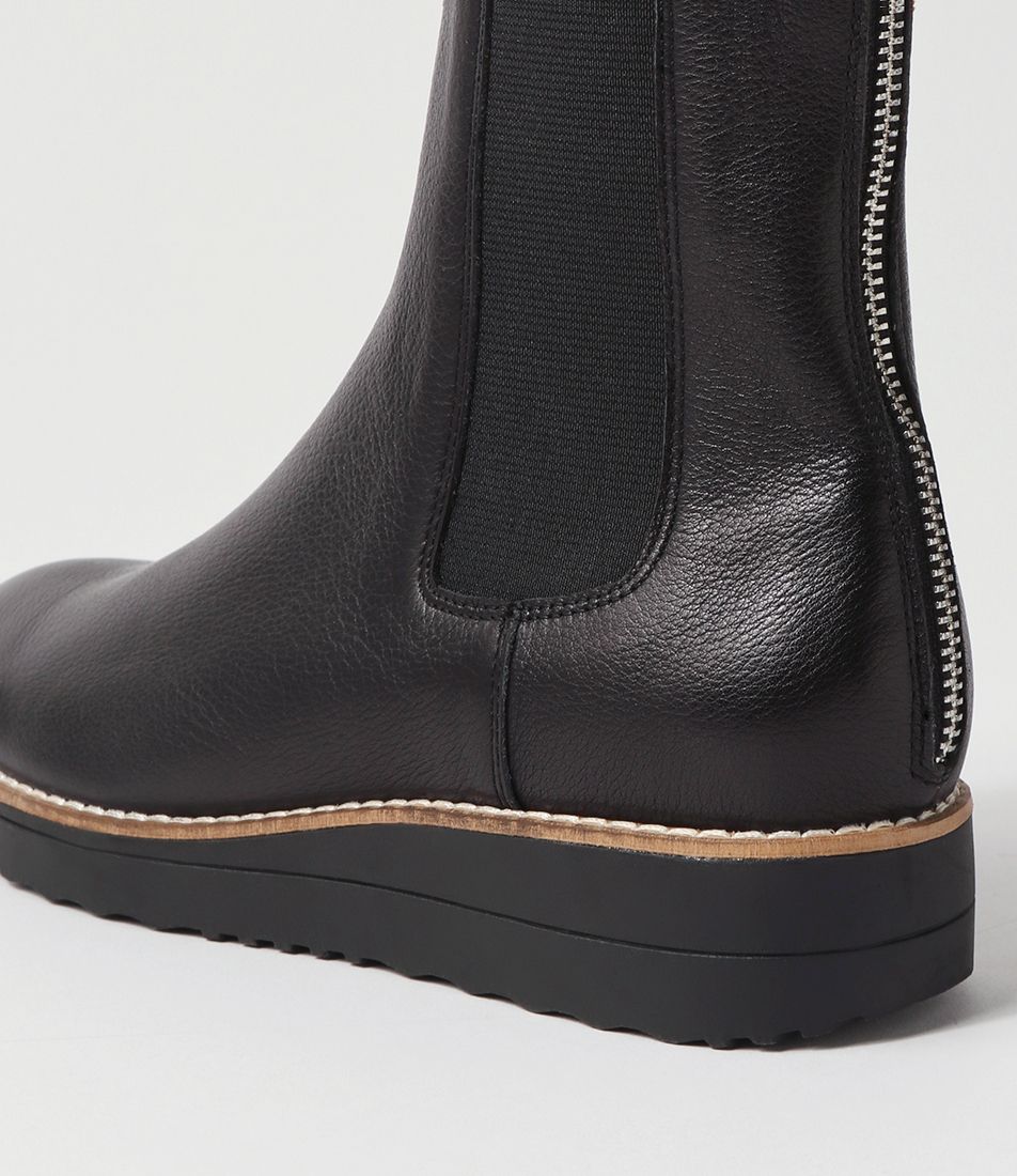 Oremi Black Leather Chelsea Boot