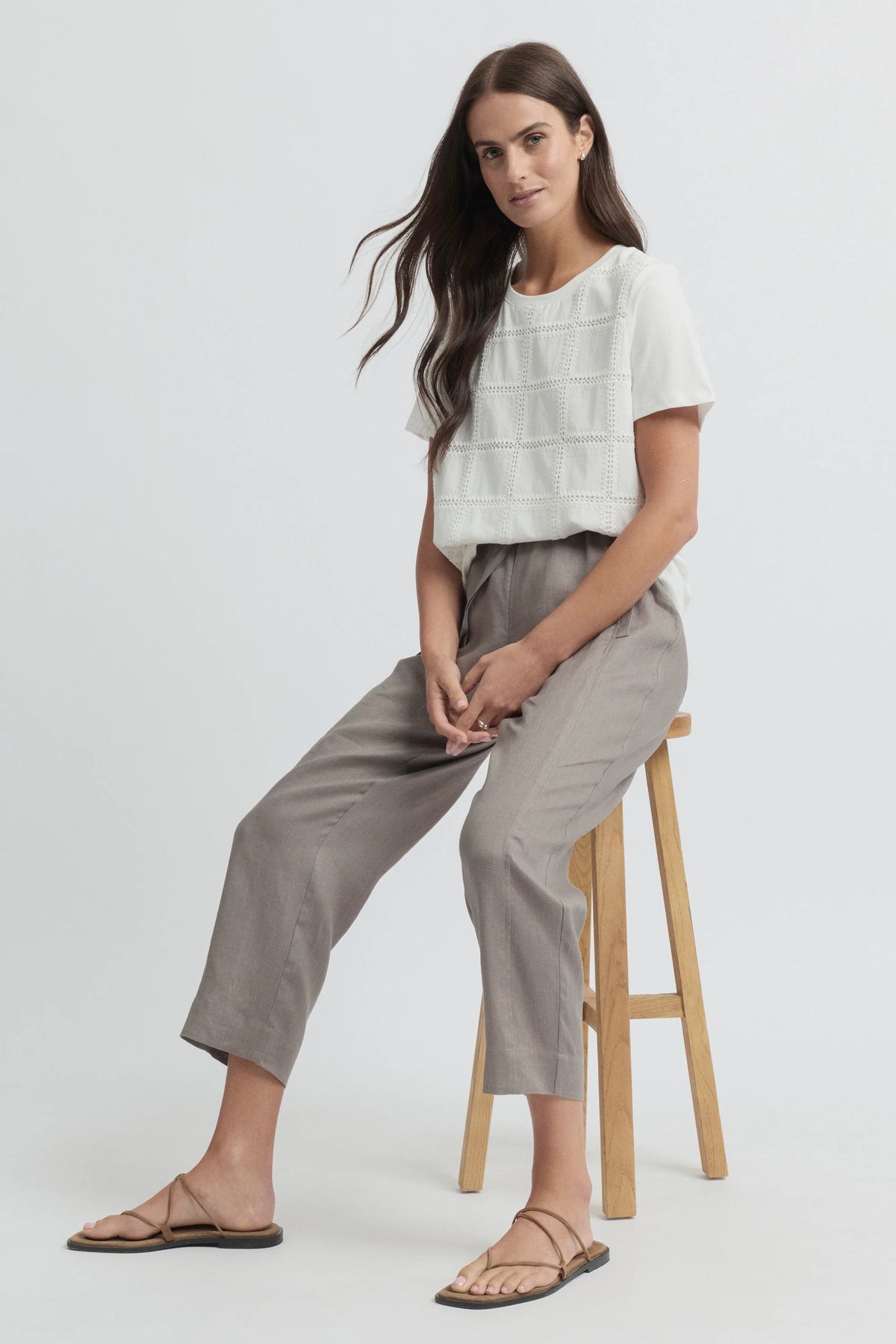 Tirari Slim Leg Linen Pant | Earth