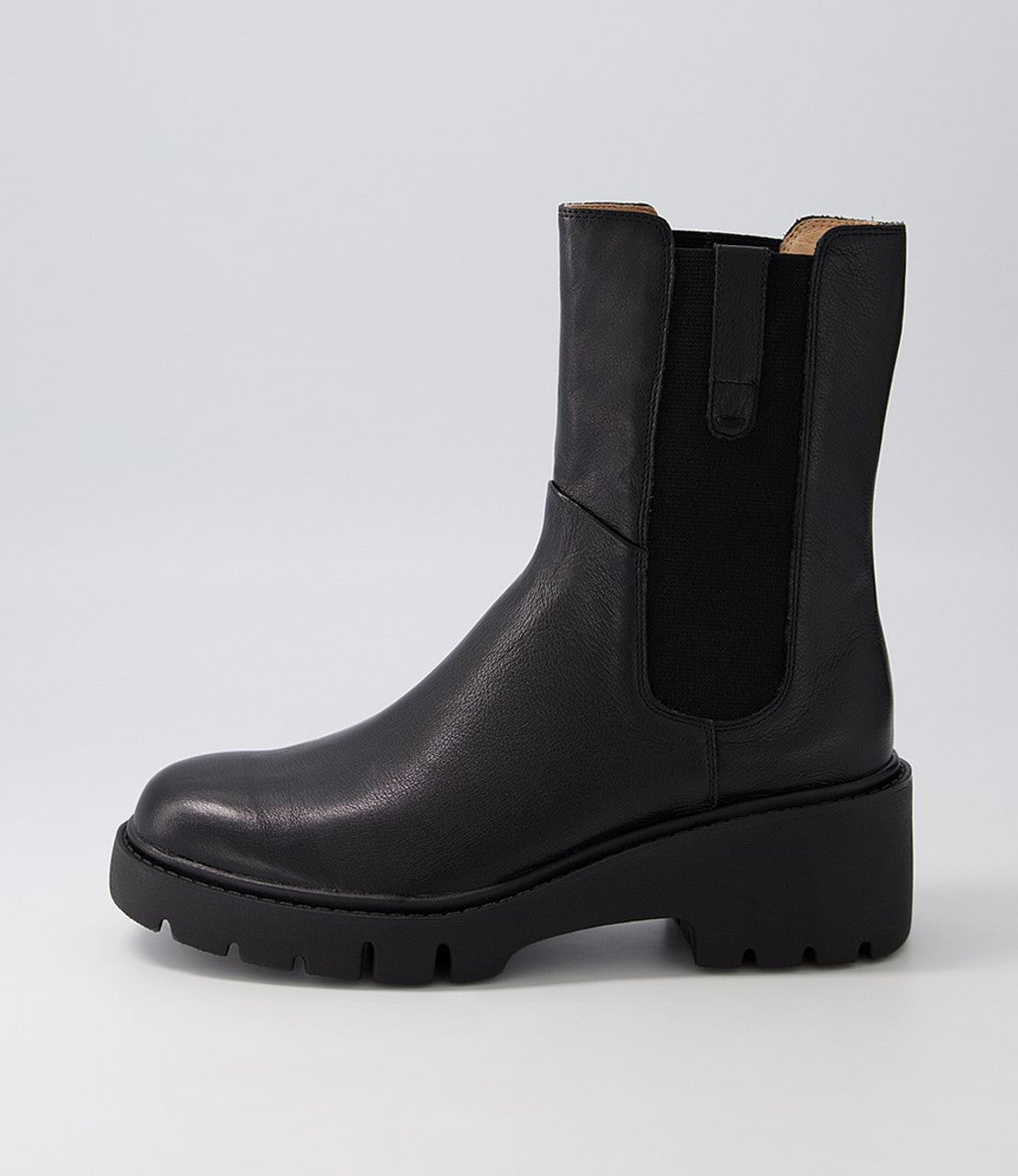 Unita Black Leather Chelsea Boot