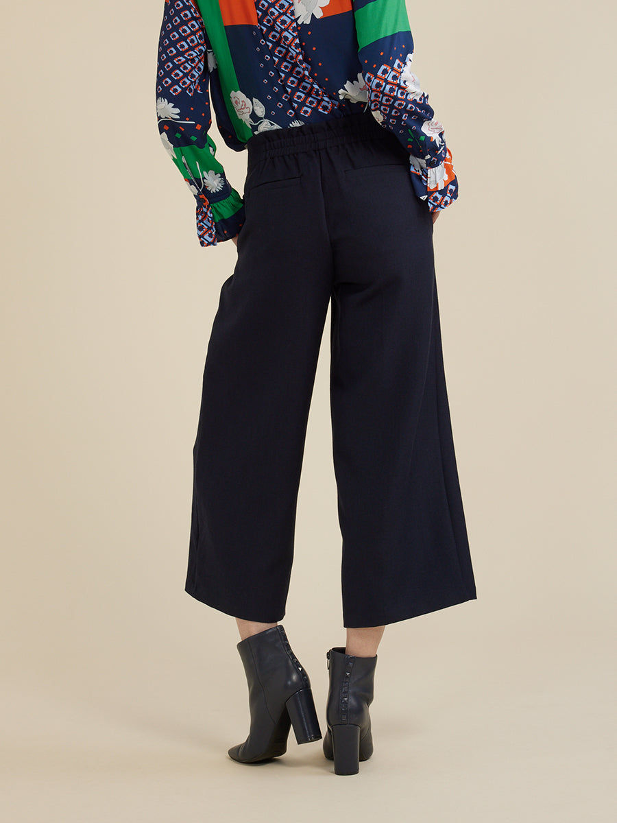 Crop Urban Pant | Navy - Yarra Trail - Beechworth Emporium