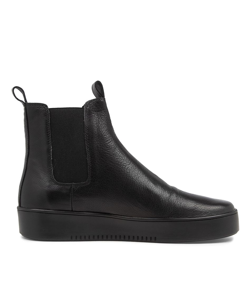 Lucero Black Leather Ankle Boot